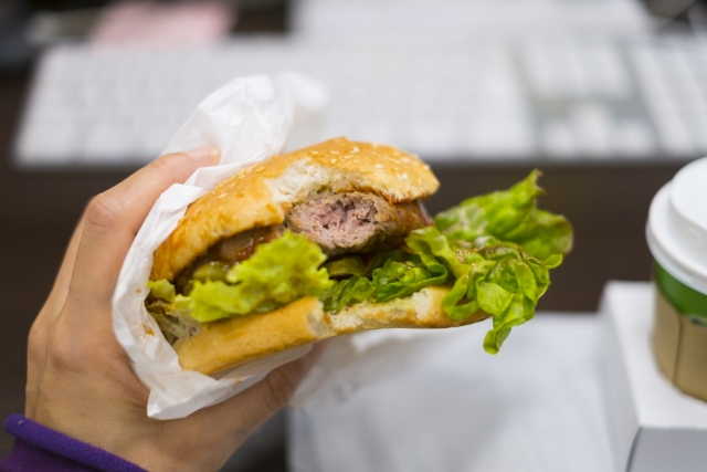 【ギガビックマックと倍ビックマック】の違いを比較。おすすめはどっち？