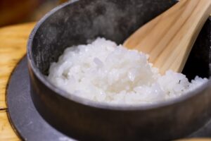 お米の一合は何人前になるの？炊きあがりグラムやカロリーを解説！