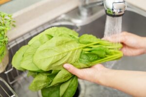 キッチンハイターで野菜を消毒！除菌に使える？使えない？