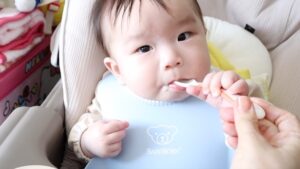 ガストに離乳食は持ち込み可能？お子様連れで外食を楽しむ方法